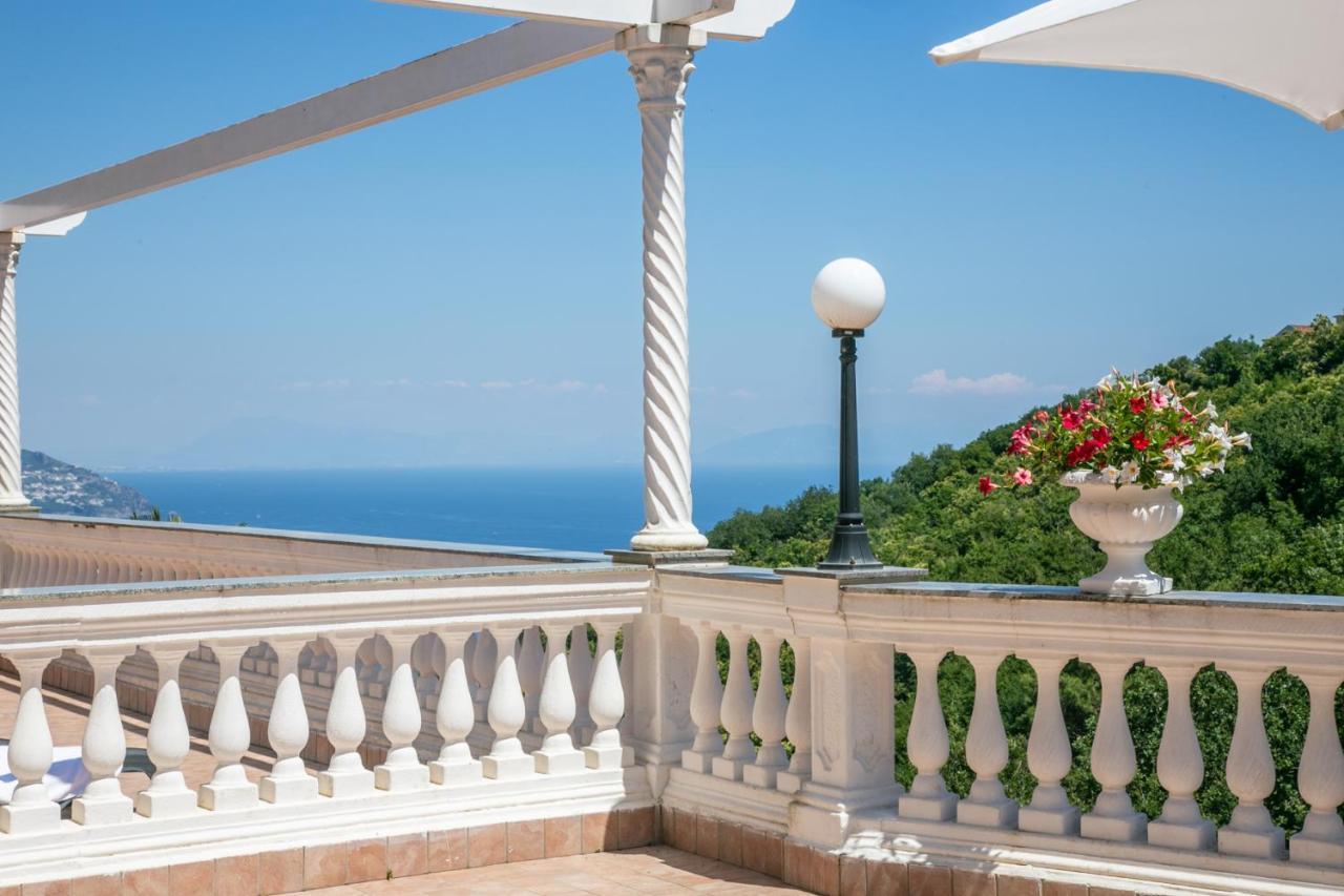 Villa Costanza Sorrento B&B Sant'Agnello Exterior photo