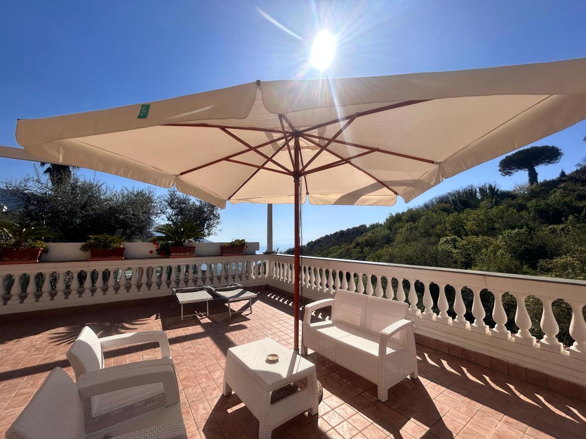 Villa Costanza Sorrento B&B Sant'Agnello Exterior photo